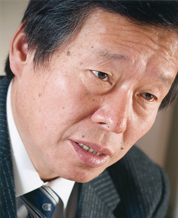 山根りゅうじ